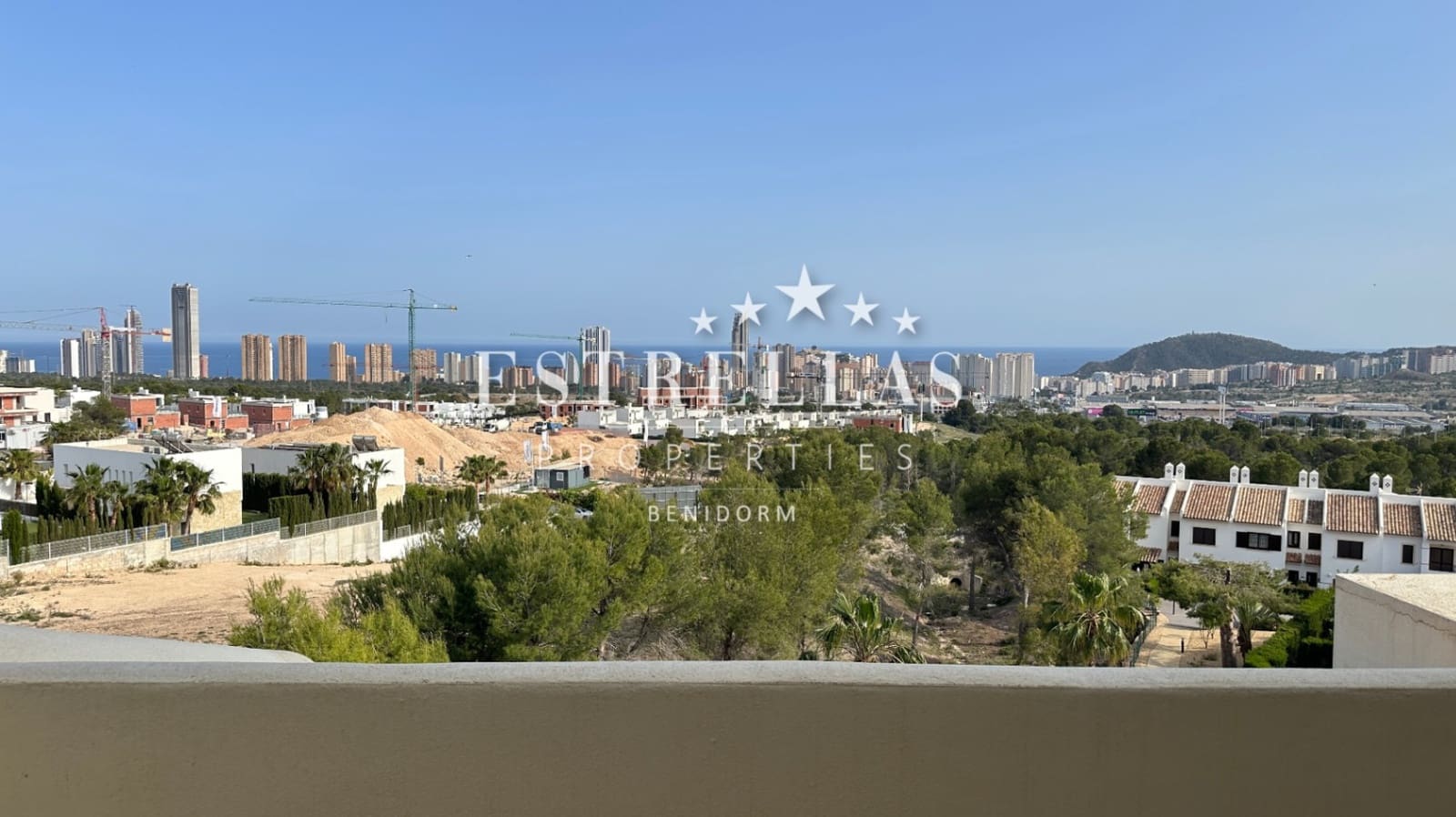 3 camera da letto Attico in vendita in Finestrat con piscina garage - 450.000 € (Rif: 9810409)