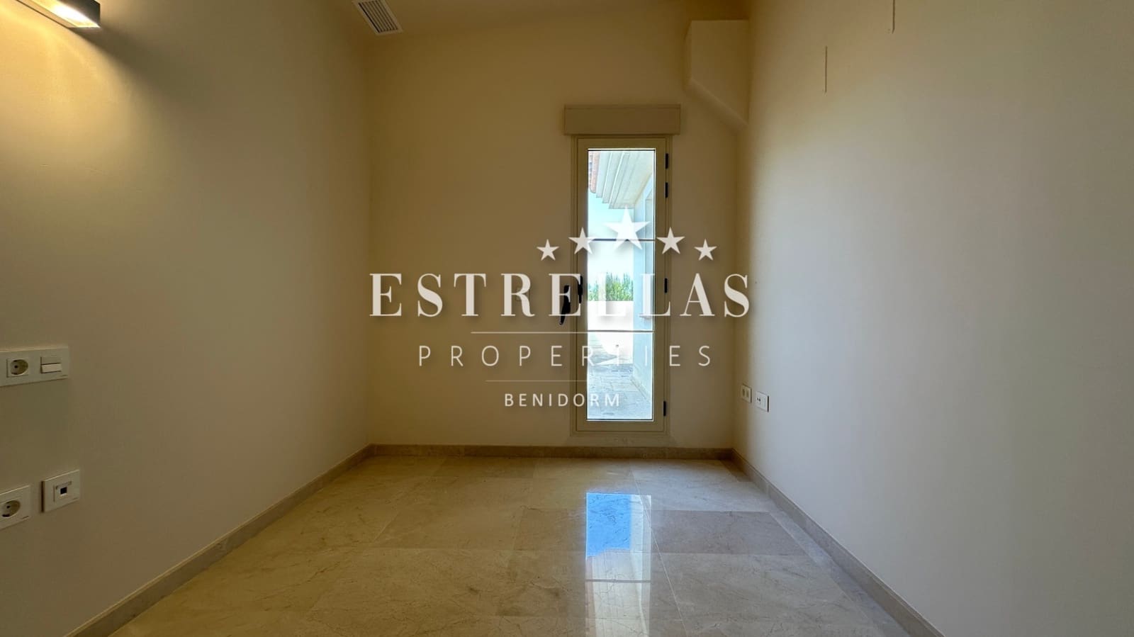 3 camera da letto Attico in vendita in Finestrat con piscina garage - 450.000 € (Rif: 9810409)