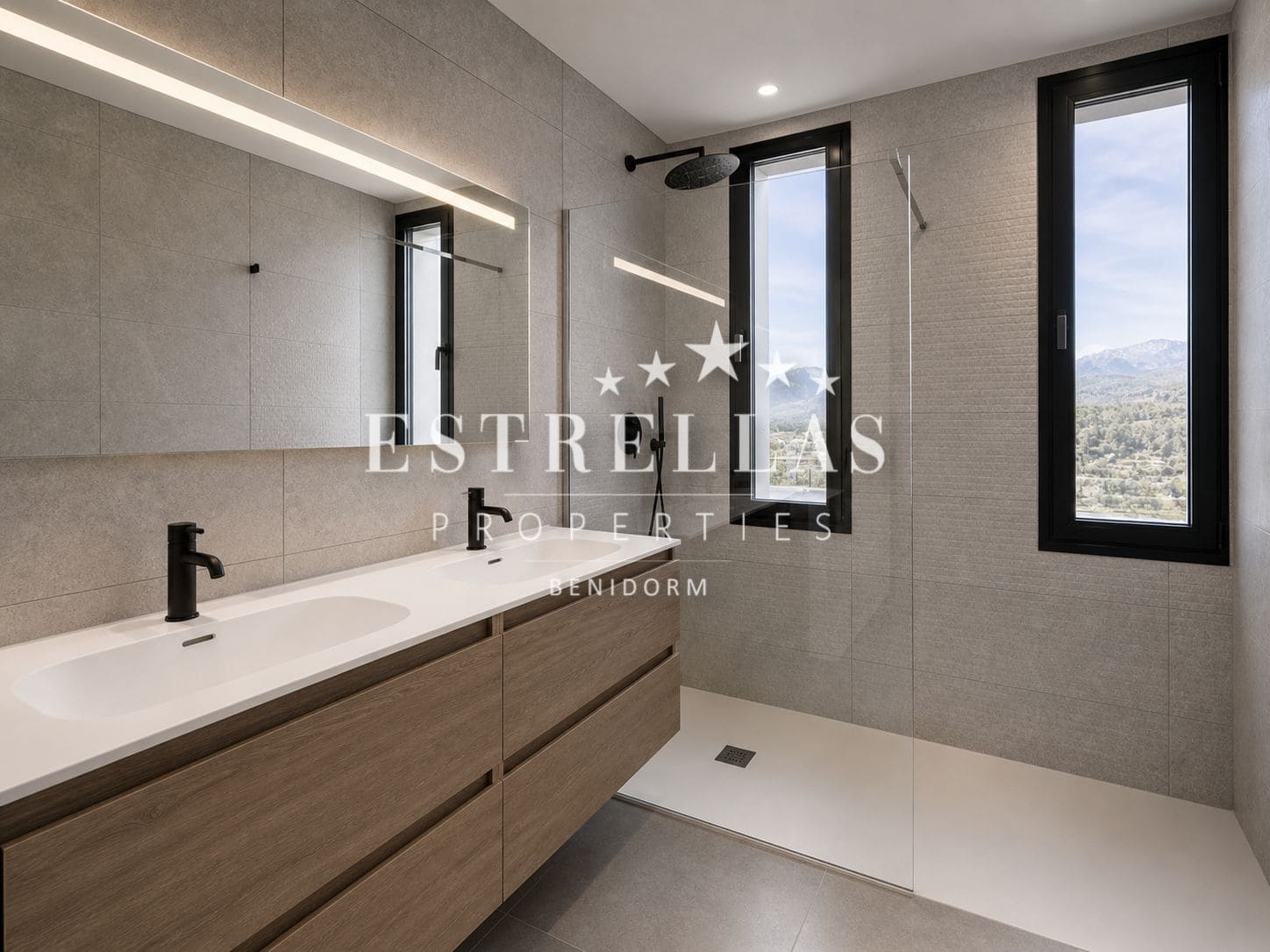 3 chambre Villa/Maison à vendre à Calpe / Calp avec piscine garage - 1 135 000 € (Ref: 9816398)