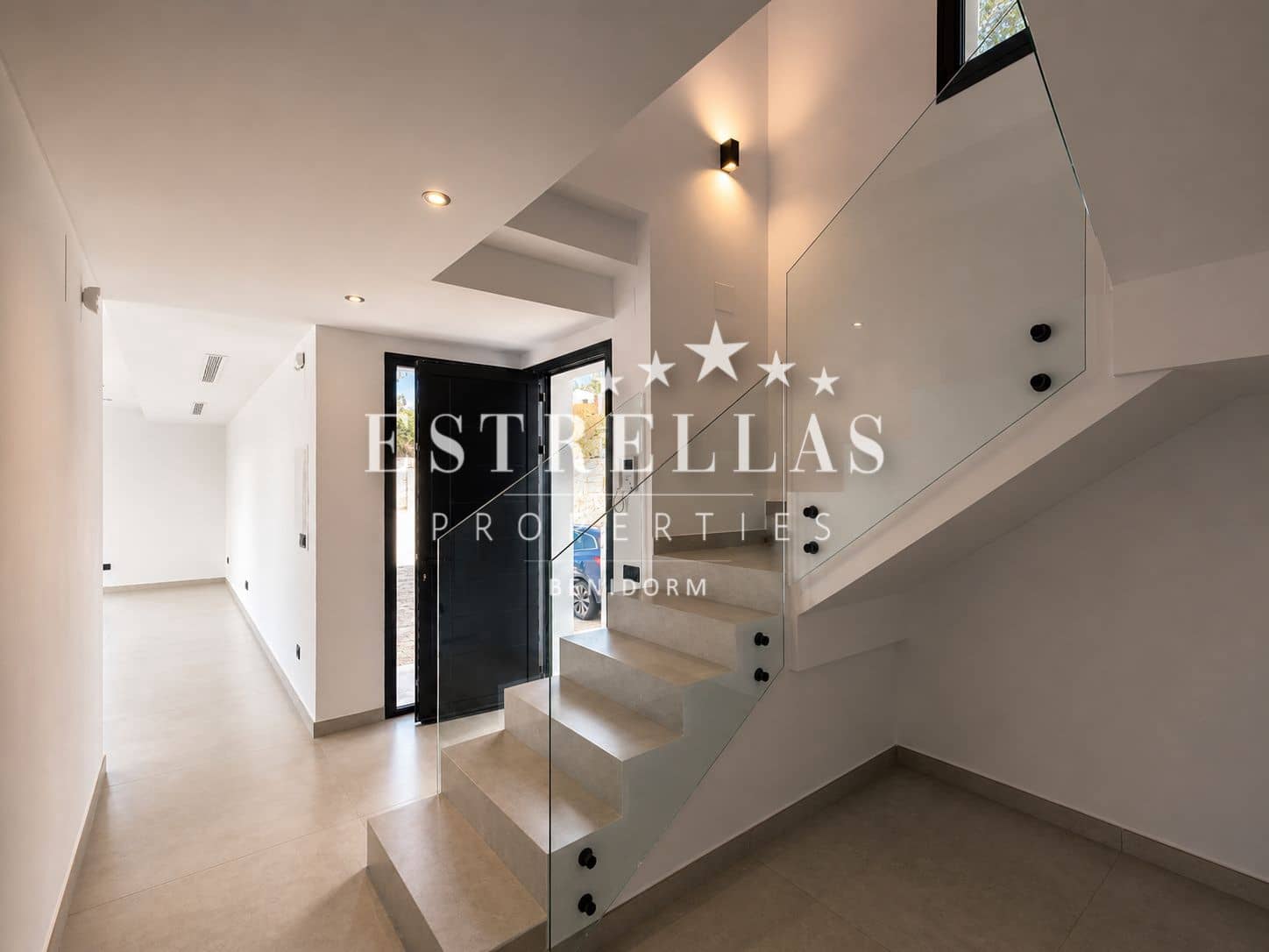 3 chambre Villa/Maison à vendre à Calpe / Calp avec piscine garage - 1 135 000 € (Ref: 9816398)