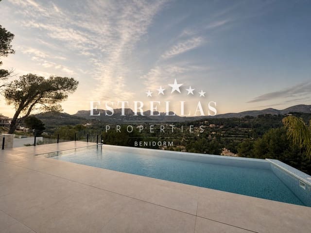 3 sovrum Villa till salu i Cometa - Carrió, Calpe / Calp med pool garage - 1 135 000 € (Ref: 9816398)