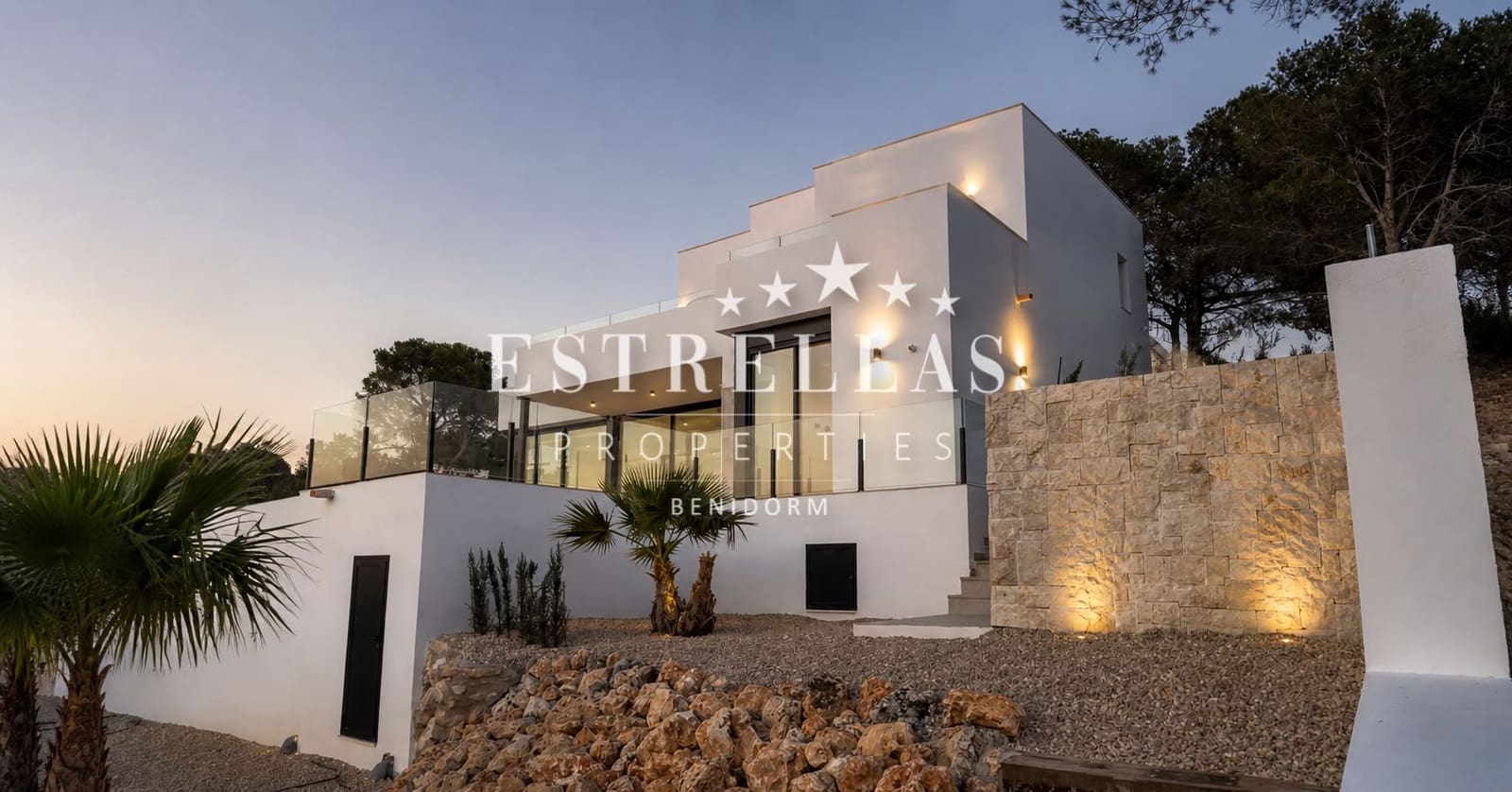 3 chambre Villa/Maison à vendre à Calpe / Calp avec piscine garage - 1 135 000 € (Ref: 9816398)