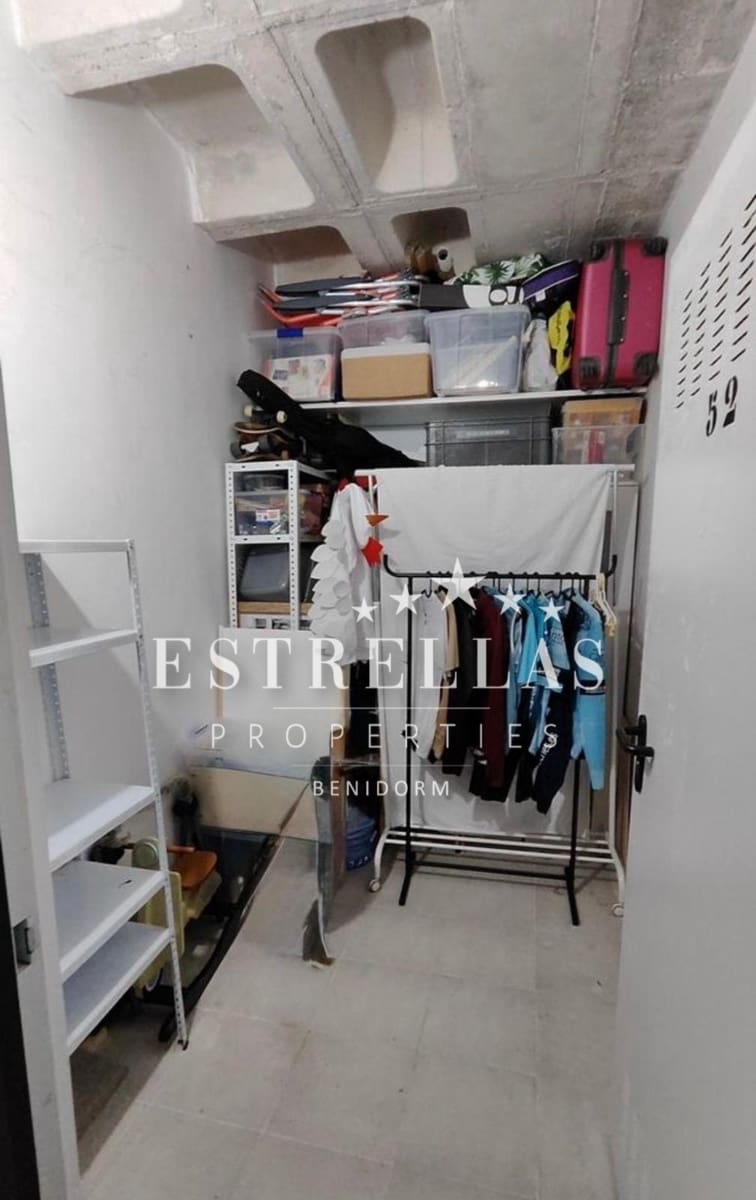 3 makuuhuone Huoneisto myytävänä paikassa La Villajoyosa / Vila Joiosa mukana uima-altaan 
autotalli - 350 000 € (Ref: 9823896)