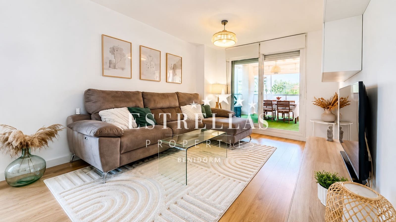 3 makuuhuone Huoneisto myytävänä paikassa La Villajoyosa / Vila Joiosa mukana uima-altaan 
autotalli - 350 000 € (Ref: 9823896)