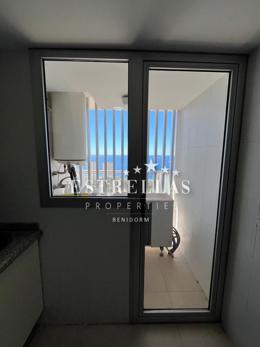 2 bedroom Apartment for sale in Benidorm with pool garage - € 310,000 (Ref: 9841560)