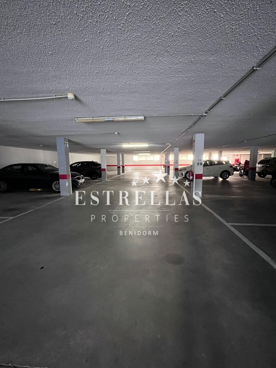 2 bedroom Apartment for sale in Benidorm with pool garage - € 310,000 (Ref: 9841560)