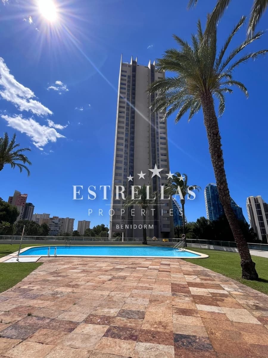 2 bedroom Apartment for sale in Benidorm with pool garage - € 310,000 (Ref: 9841560)