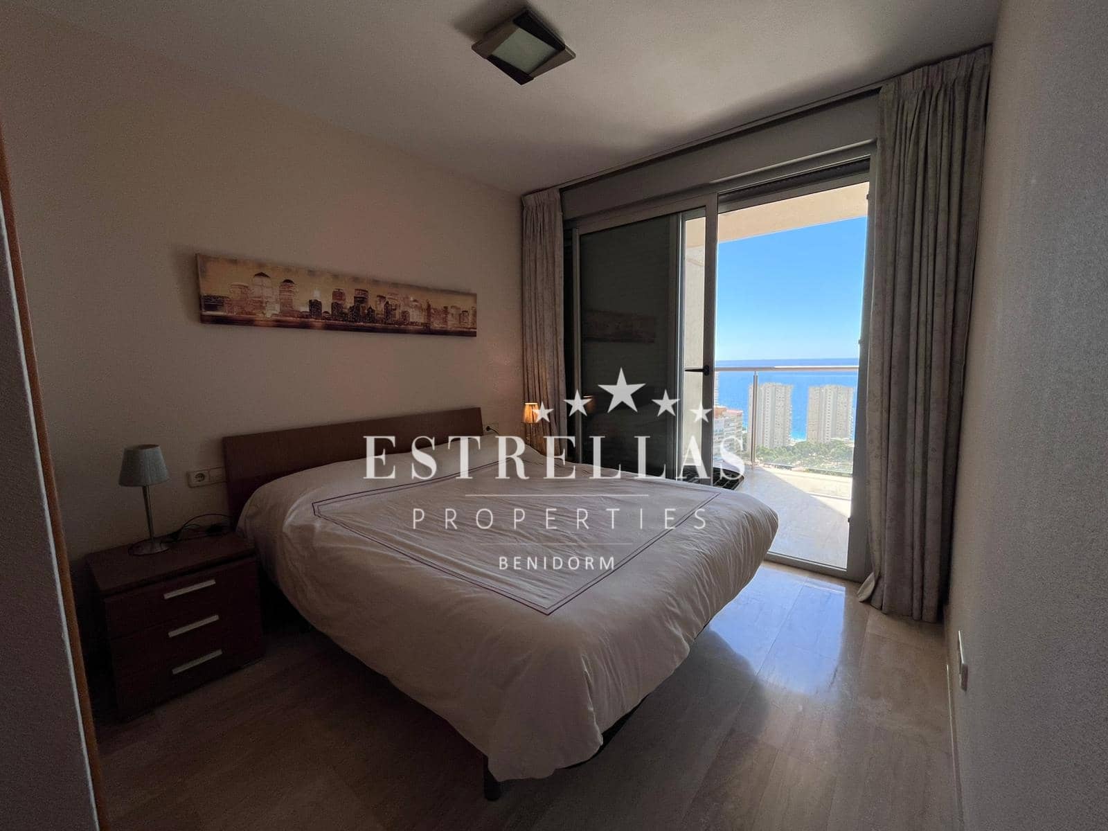 2 bedroom Apartment for sale in Benidorm with pool garage - € 310,000 (Ref: 9841560)