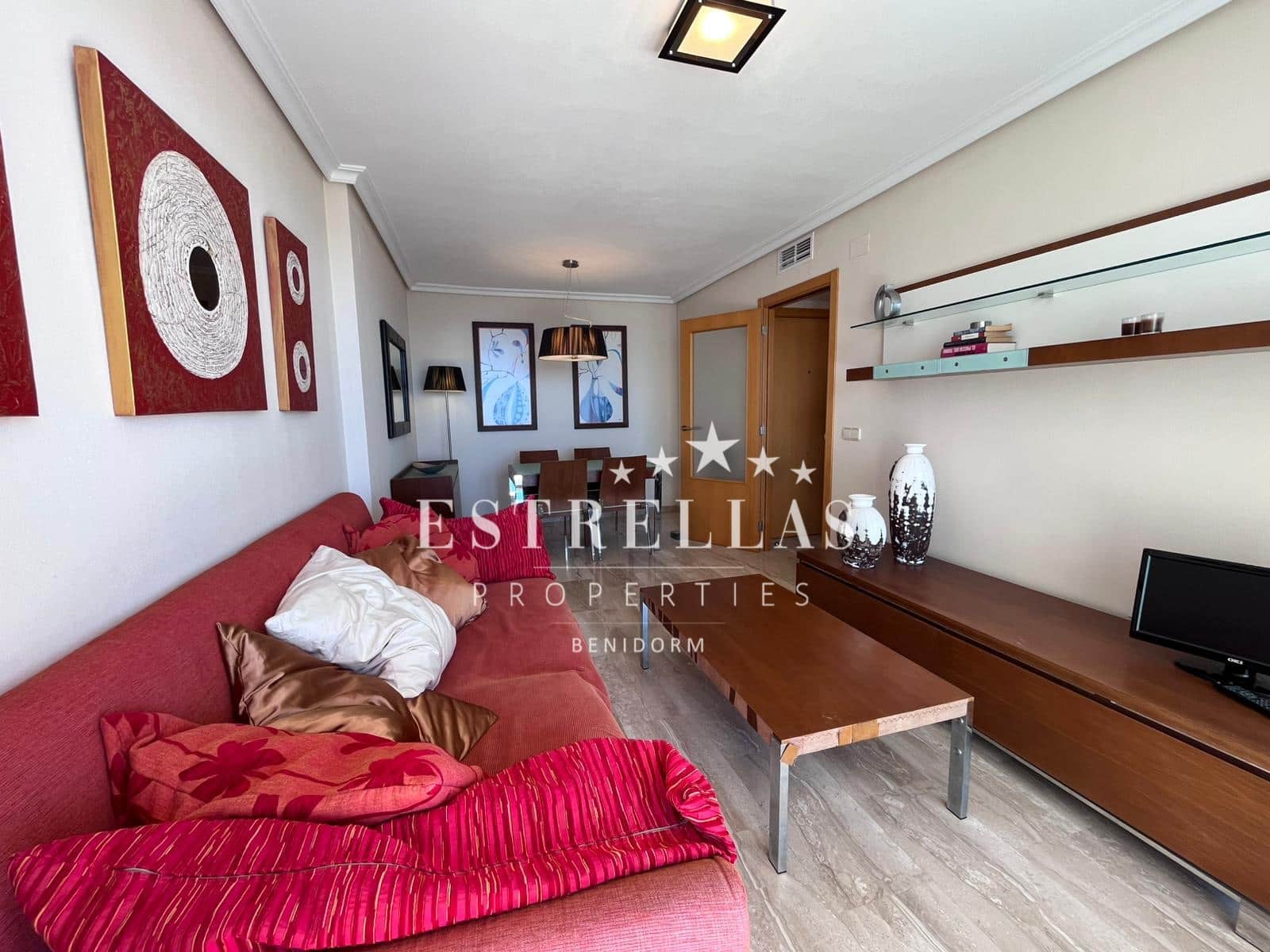 2 bedroom Apartment for sale in Benidorm with pool garage - € 310,000 (Ref: 9841560)