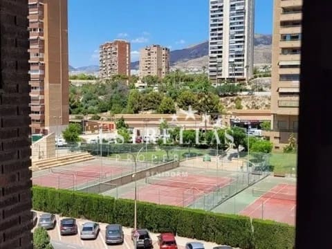 1 soverom Leilighet til salgs i Benidorm med svømmebasseng garasje - € 365 000 (Ref: 9848134)