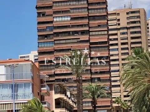 1 soverom Leilighet til salgs i Benidorm med svømmebasseng garasje - € 365 000 (Ref: 9848134)