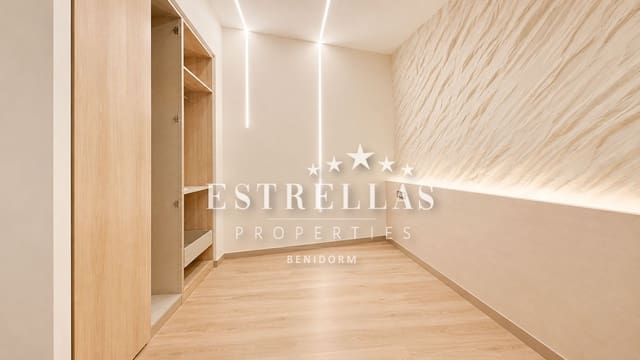2 soverom Leilighet til salgs i Centro Urbano, Benidorm - € 225 000 (Ref: 9848135)