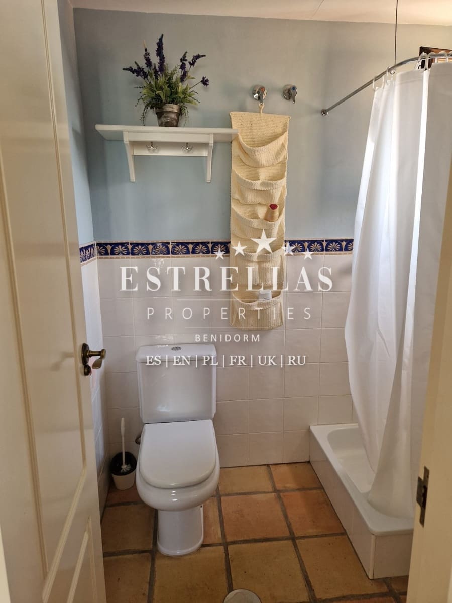 Adosado de 2 habitaciones en Finestrat en venta con piscina - 335.000 € (Ref: 9853037)