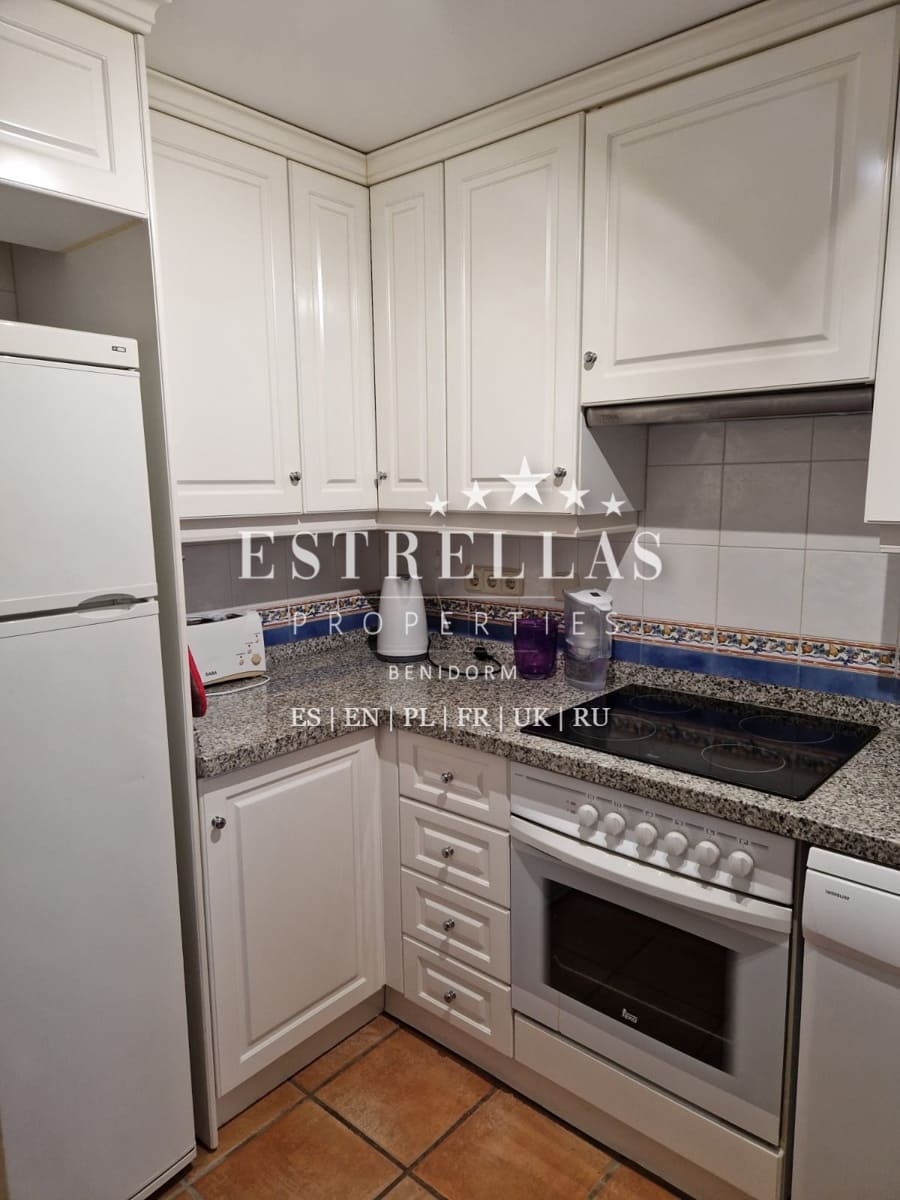 Adosado de 2 habitaciones en Finestrat en venta con piscina - 335.000 € (Ref: 9853037)