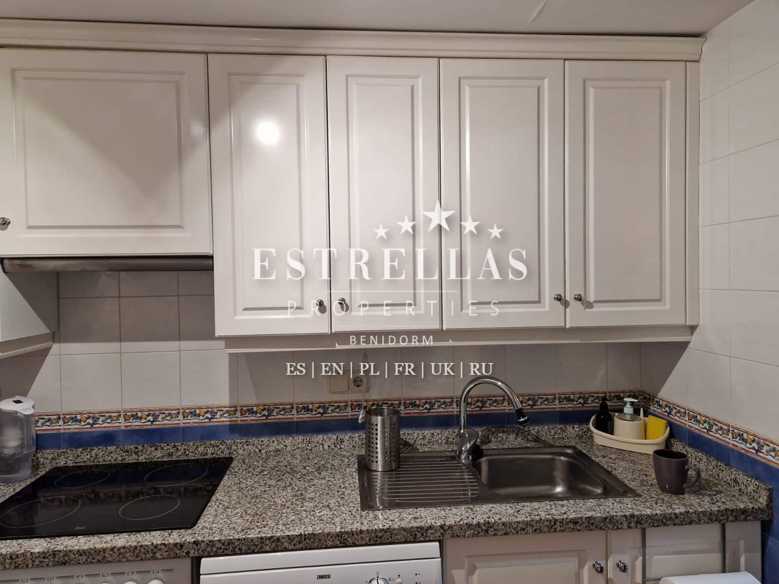 Adosado de 2 habitaciones en Finestrat en venta con piscina - 335.000 € (Ref: 9853037)