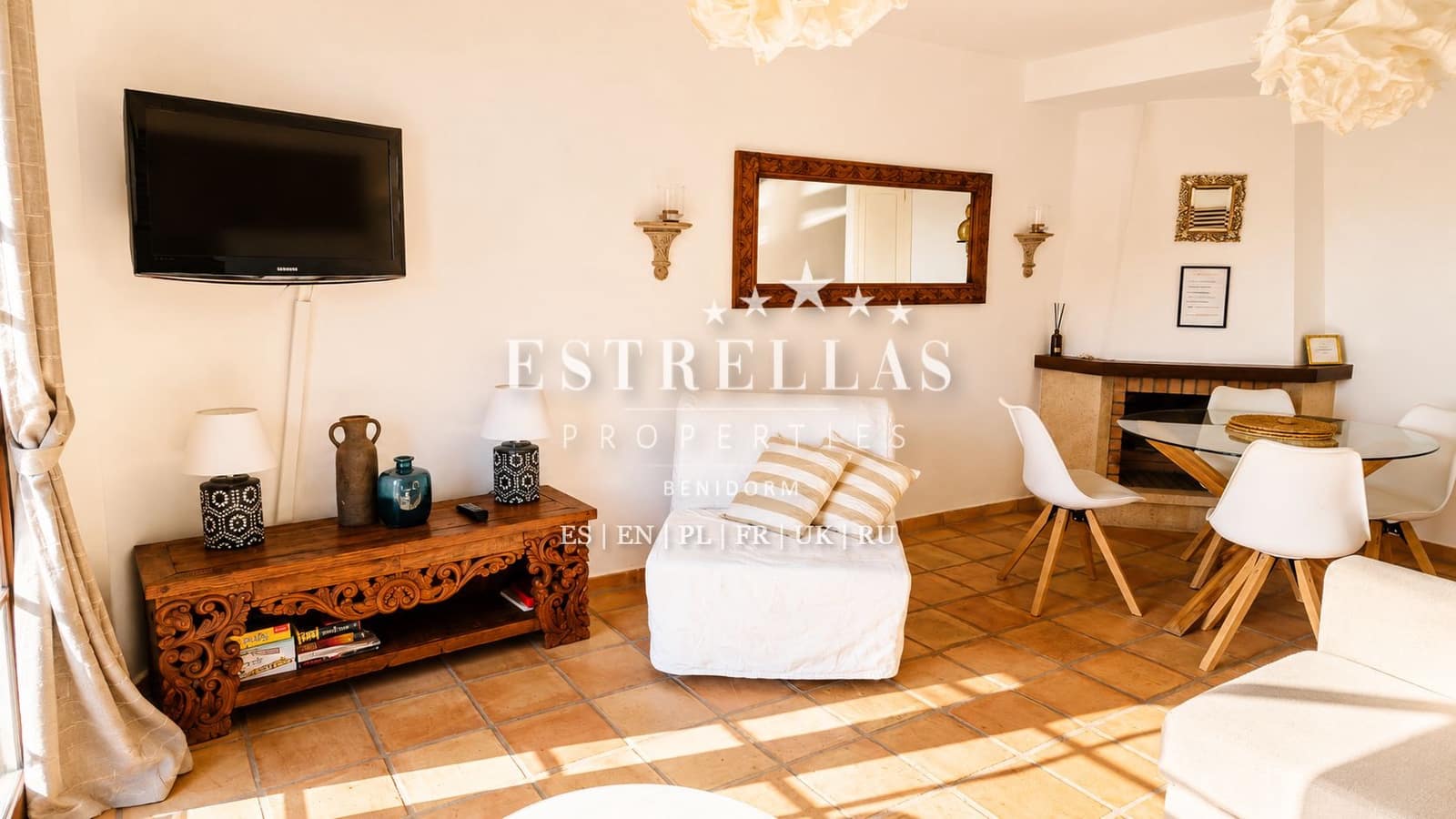 Adosado de 2 habitaciones en Finestrat en venta con piscina - 335.000 € (Ref: 9853037)