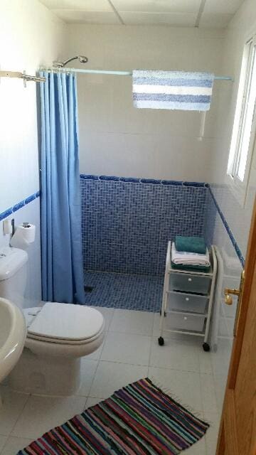 3 soveværelse Bungalow til salg i Isla Redonda med swimmingpool garage - € 129.500 (Ref: 7655037)