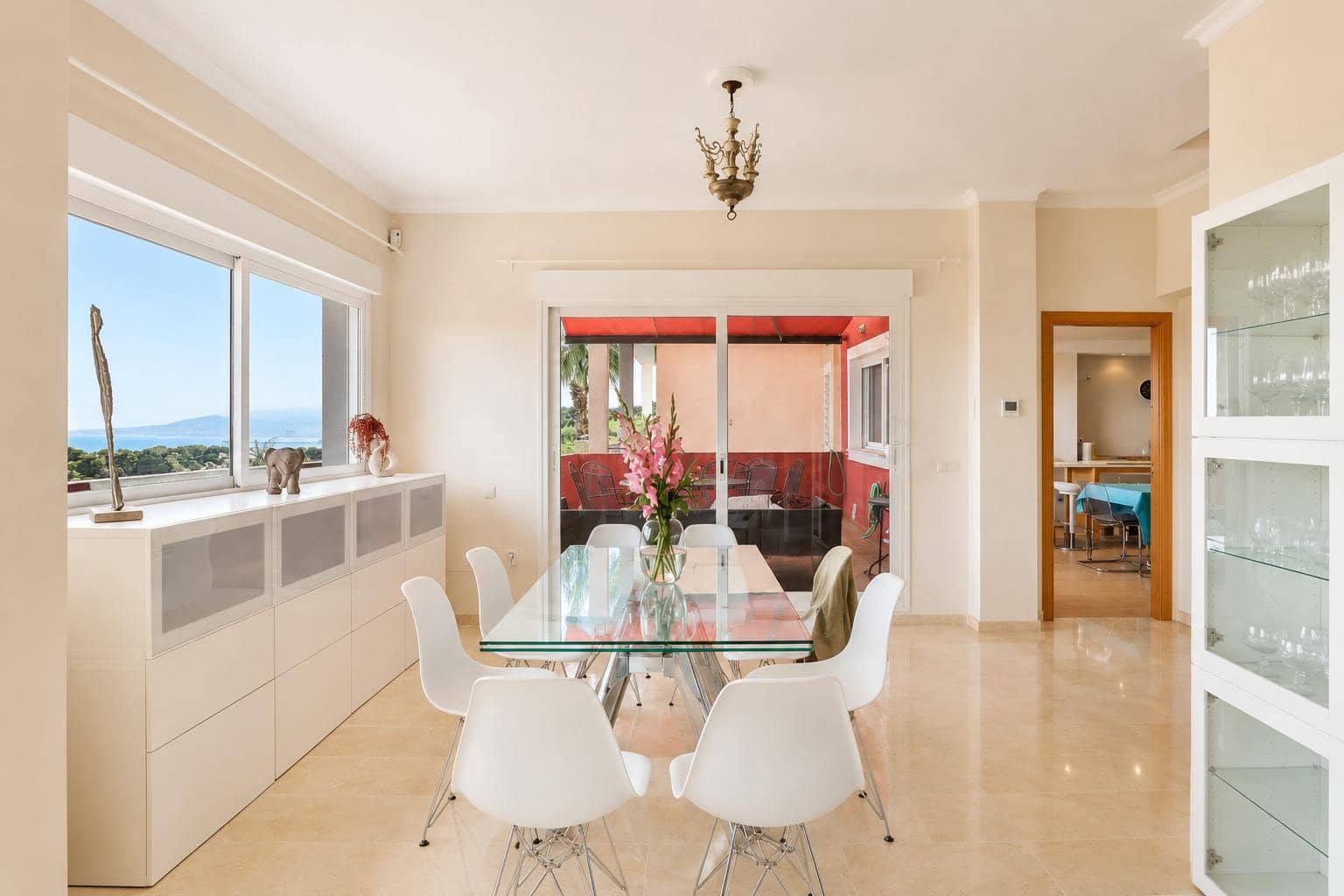 5 bedroom Villa for sale in Malaga city with pool garage - € 1,300,000 (Ref: 10089741)