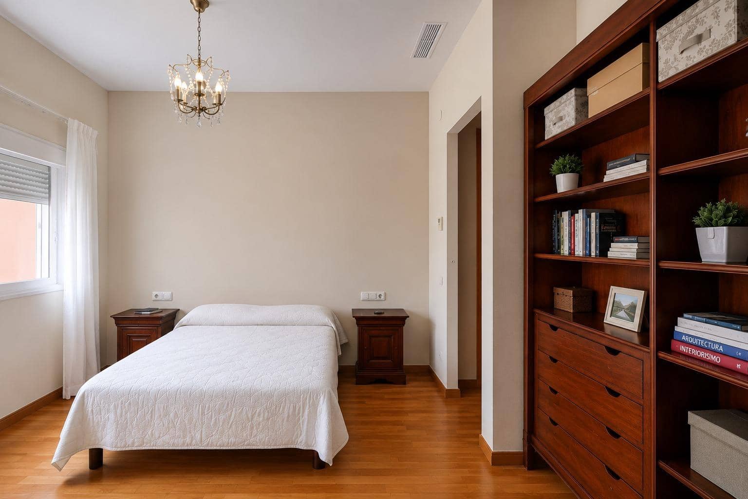 5 bedroom Villa for sale in Malaga city with pool garage - € 1,300,000 (Ref: 10089741)