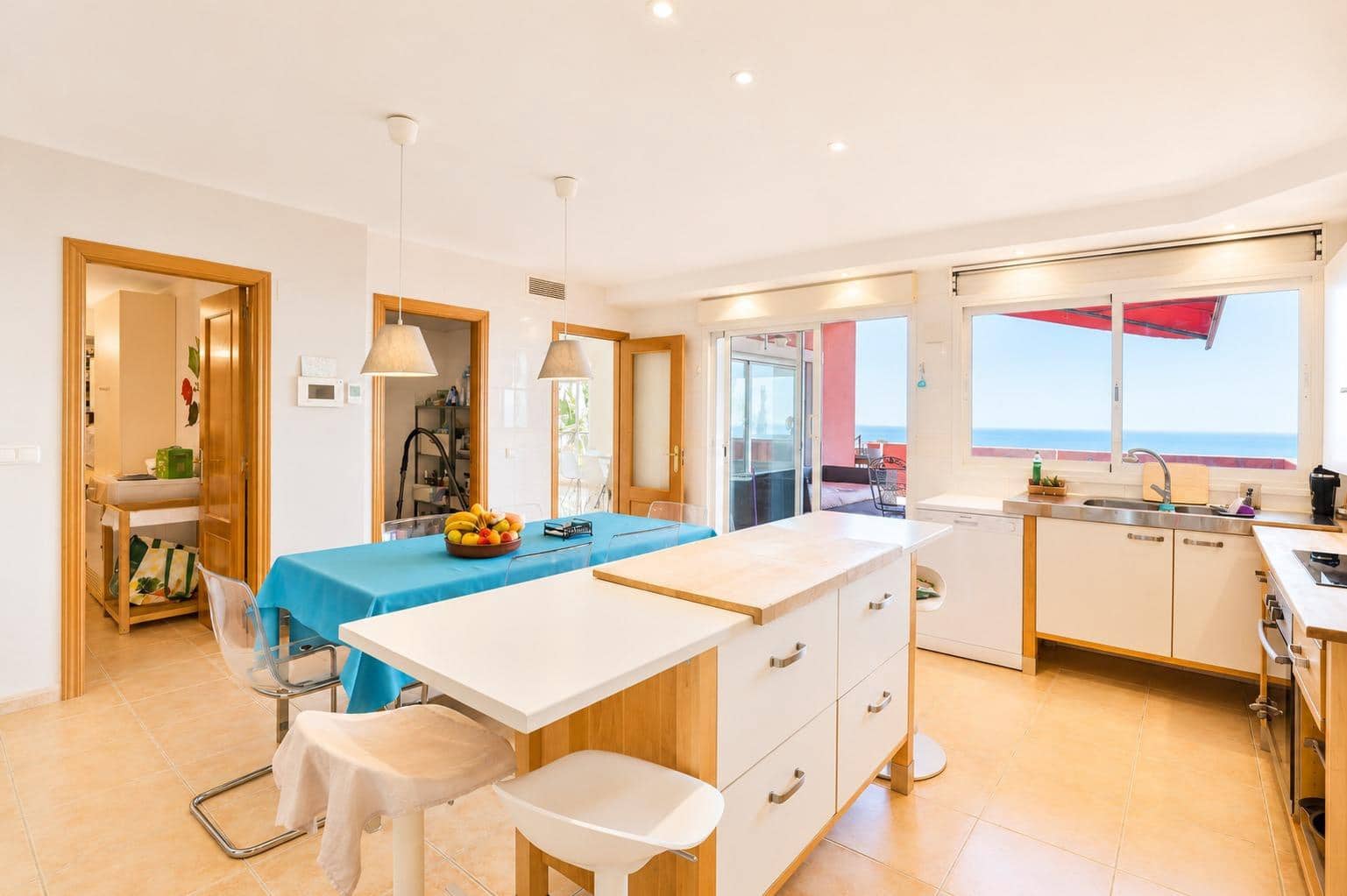 5 bedroom Villa for sale in Malaga city with pool garage - € 1,300,000 (Ref: 10089741)