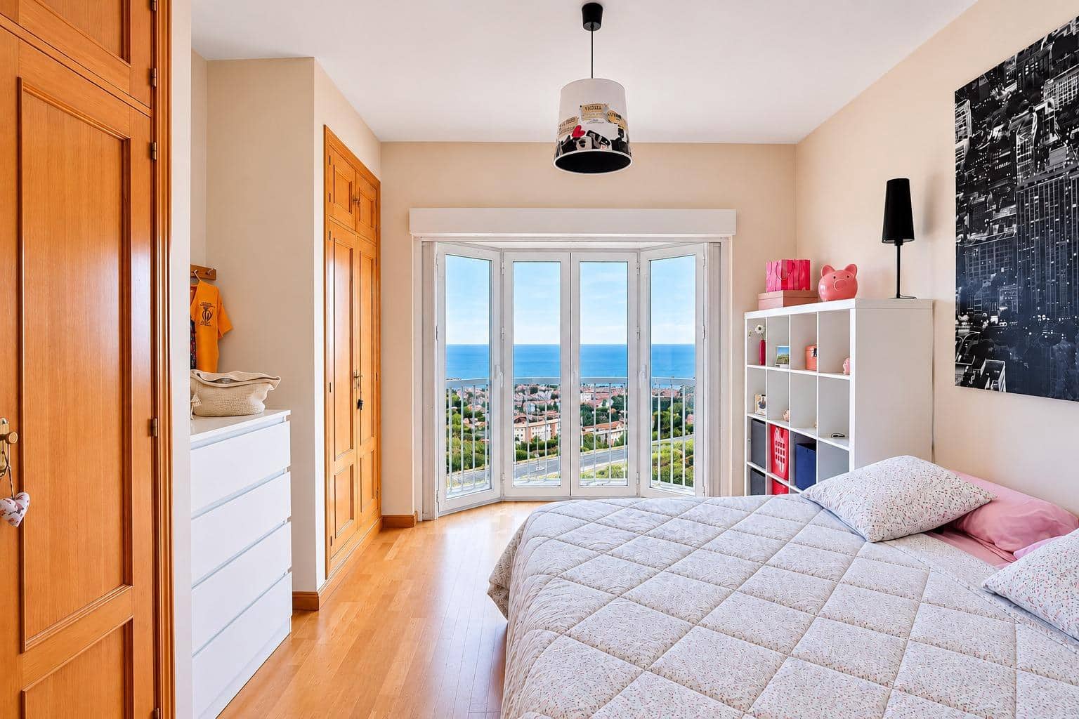 5 bedroom Villa for sale in Malaga city with pool garage - € 1,300,000 (Ref: 10089741)