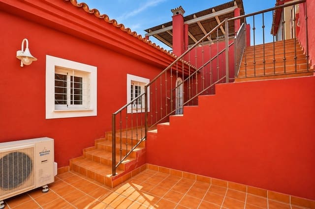 5 quarto Moradia para venda em Málaga cidade com piscina garagem - 1 300 000 € (Ref: 10089741)