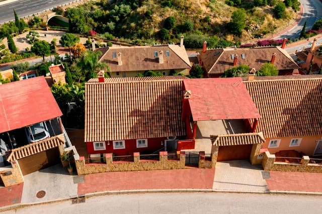 5 quarto Moradia para venda em Málaga cidade com piscina garagem - 1 300 000 € (Ref: 10089741)