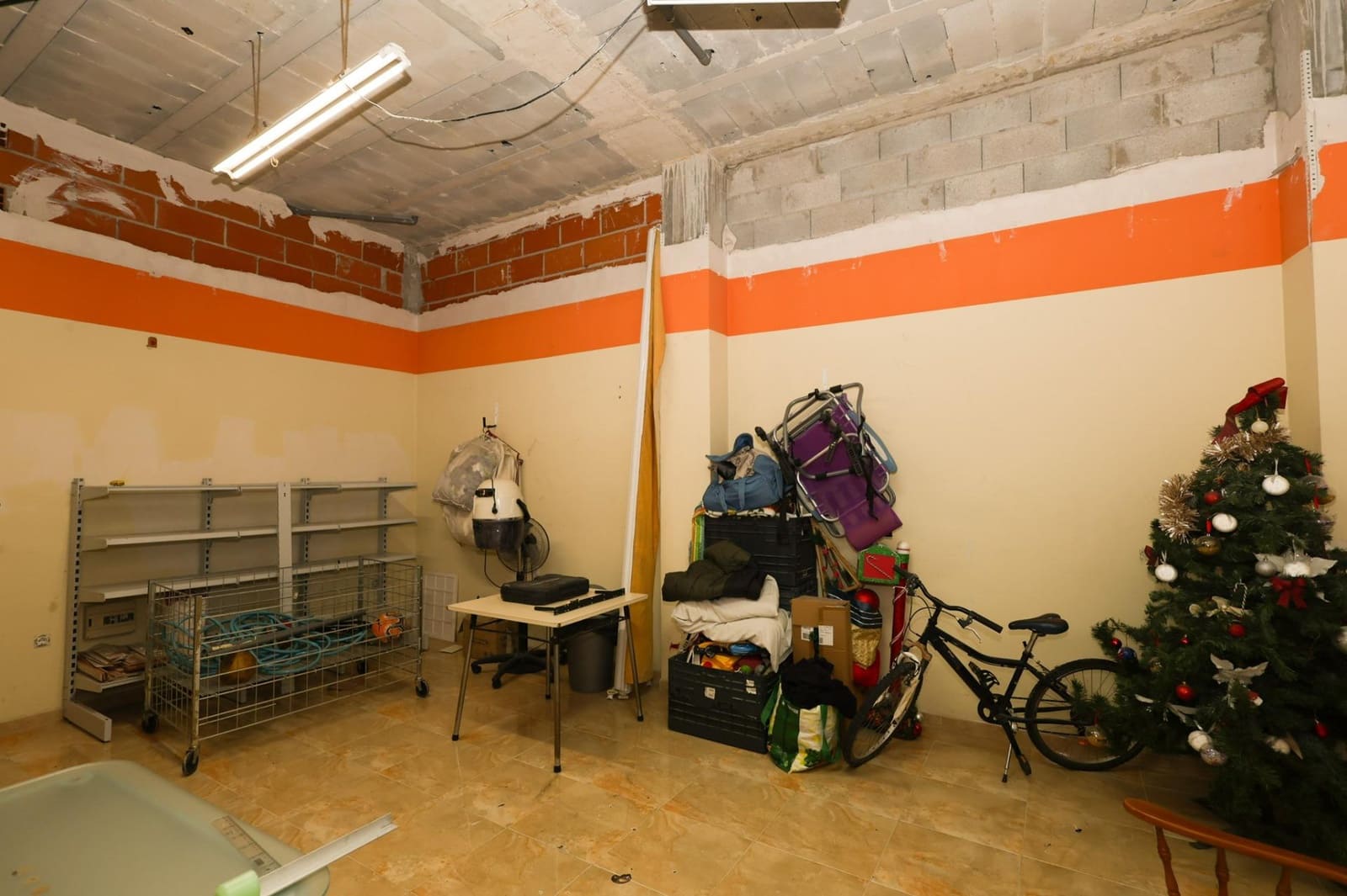 1 soverom Kommersiell til salgs i Las Gabias - € 129 900 (Ref: 9787529)