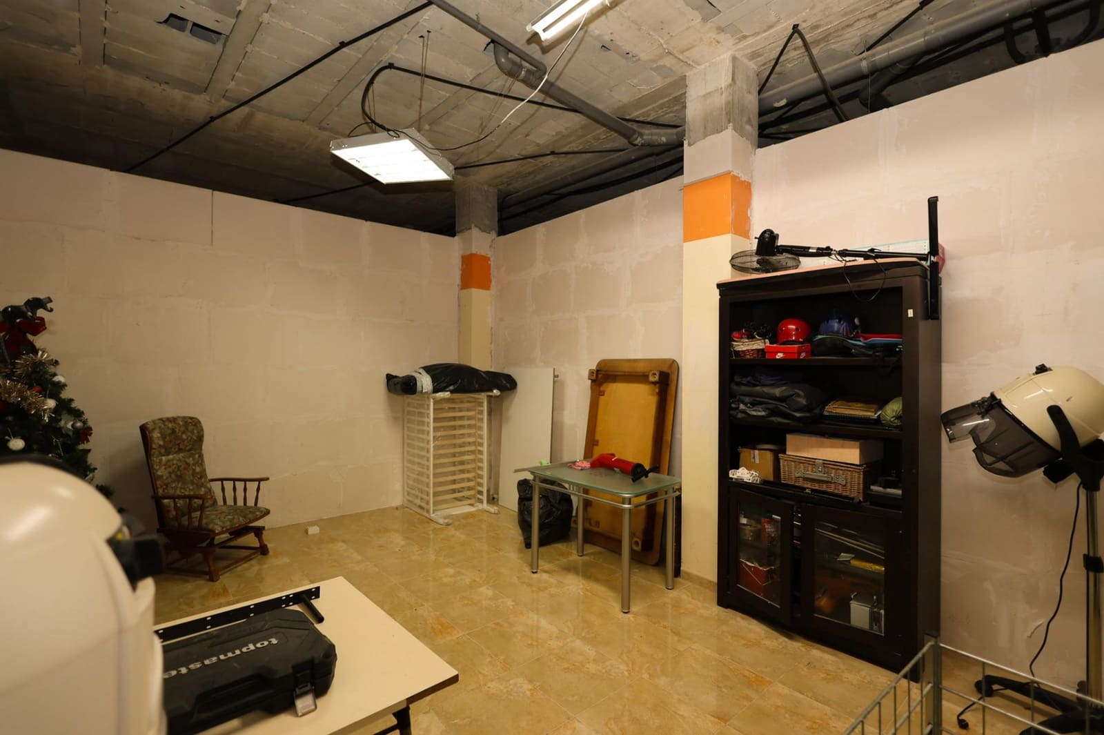 1 soverom Kommersiell til salgs i Las Gabias - € 129 900 (Ref: 9787529)