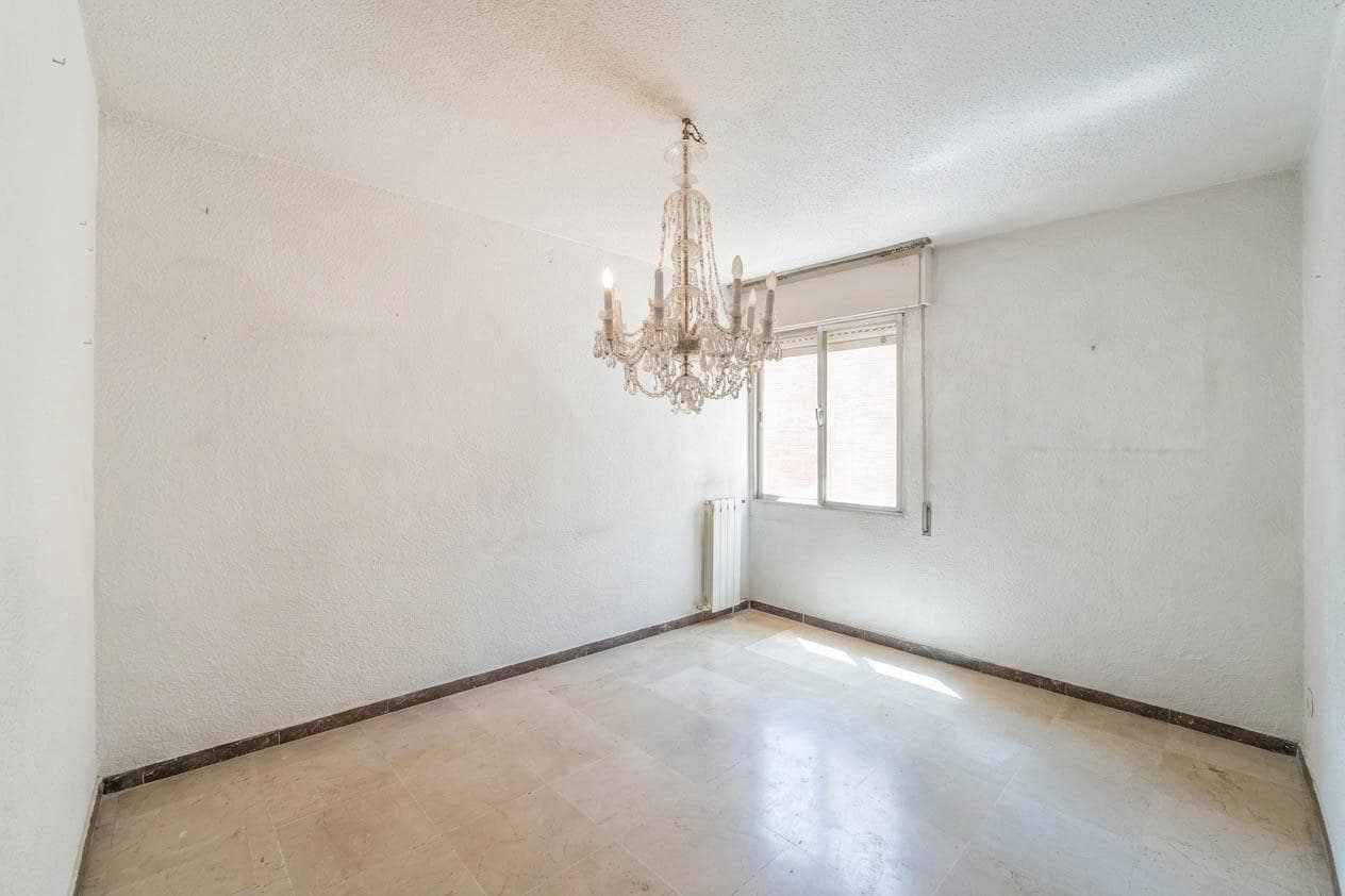 5 sypialnia Mieszkanie na sprzedaż w Miasto Grenada z basenem garażem - 450 000 € (Ref: 9794631)