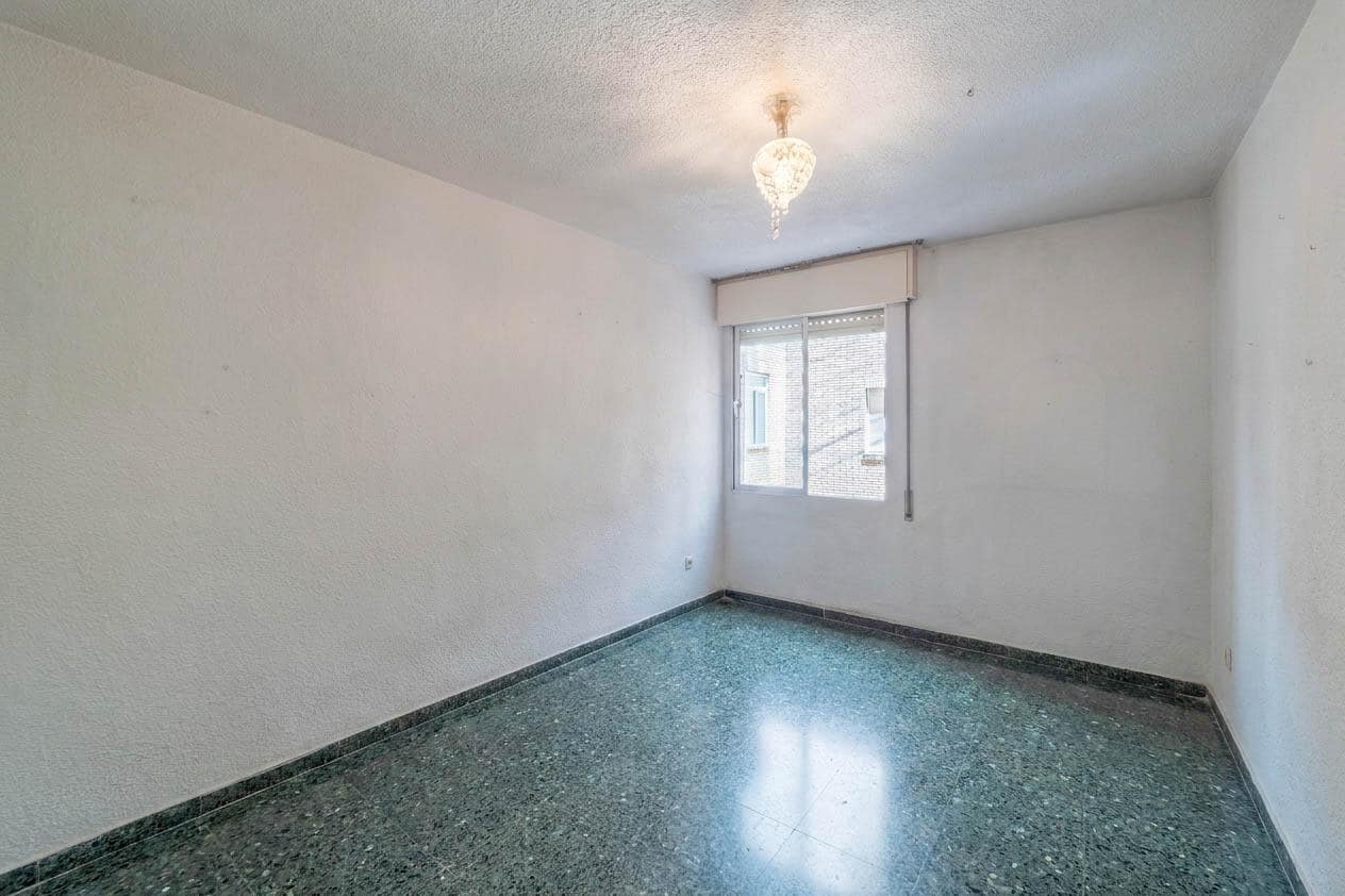 5 sypialnia Mieszkanie na sprzedaż w Miasto Grenada z basenem garażem - 450 000 € (Ref: 9794631)