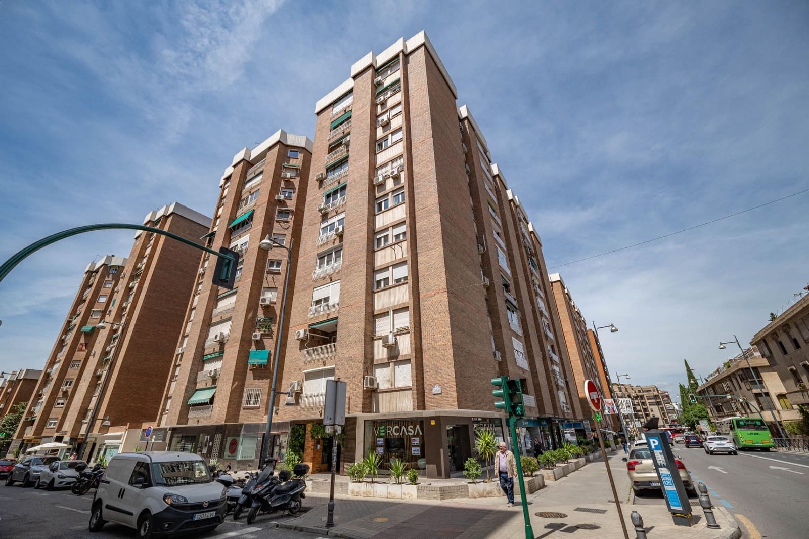 5 sypialnia Mieszkanie na sprzedaż w Miasto Grenada z basenem garażem - 450 000 € (Ref: 9794631)