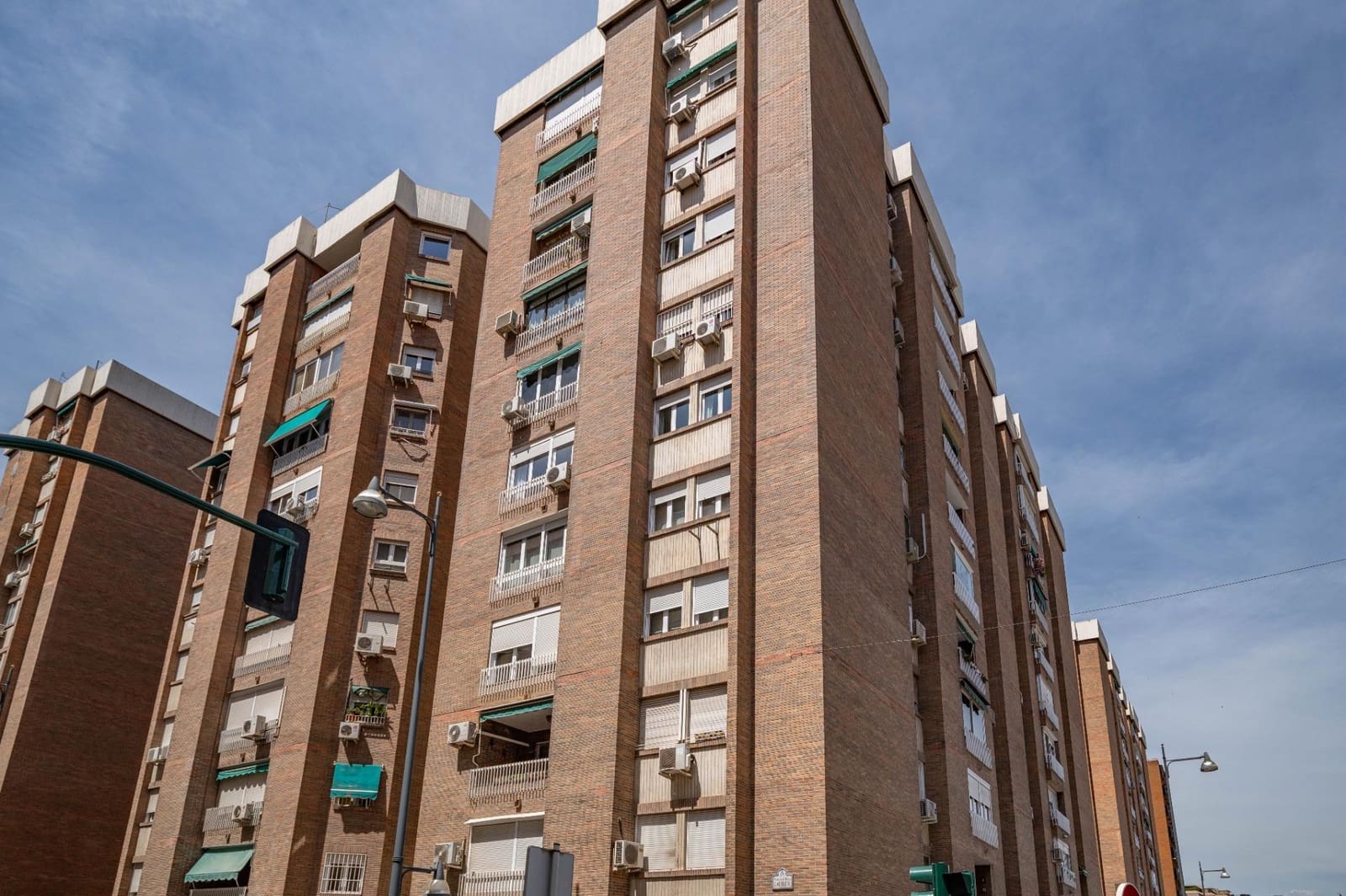 5 sypialnia Mieszkanie na sprzedaż w Miasto Grenada z basenem garażem - 450 000 € (Ref: 9794631)