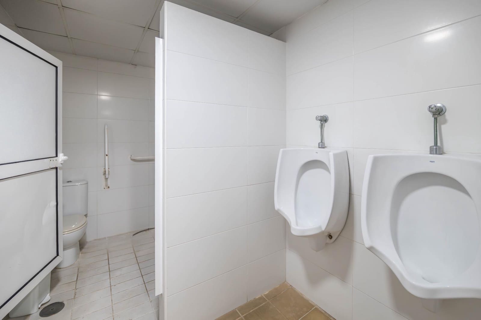 5 sypialnia Mieszkanie na sprzedaż w Miasto Grenada z basenem garażem - 450 000 € (Ref: 9794631)