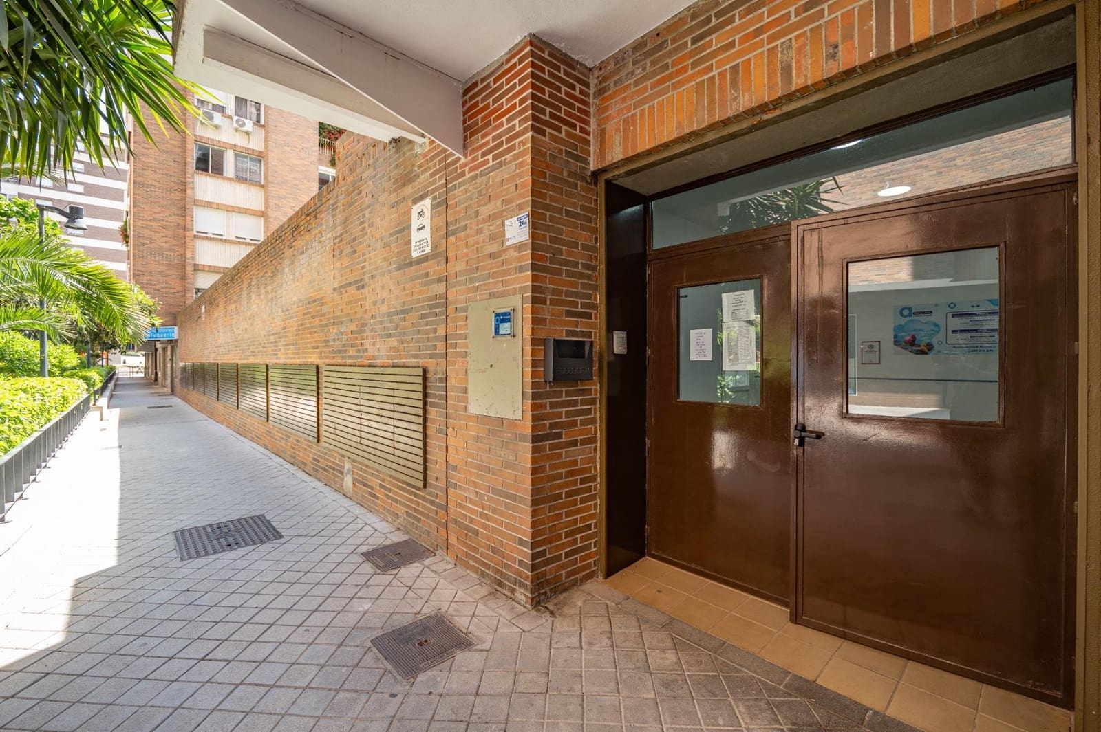 5 sypialnia Mieszkanie na sprzedaż w Miasto Grenada z basenem garażem - 450 000 € (Ref: 9794631)