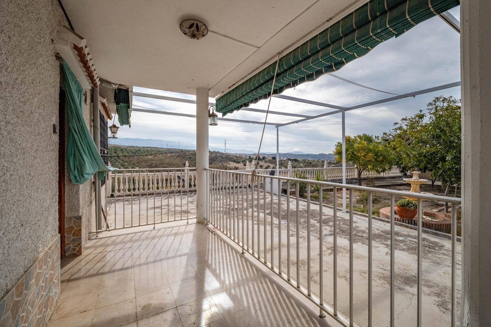 4 chambre Villa/Maison à vendre à Alfacar avec garage - 500 000 € (Ref: 9797083)