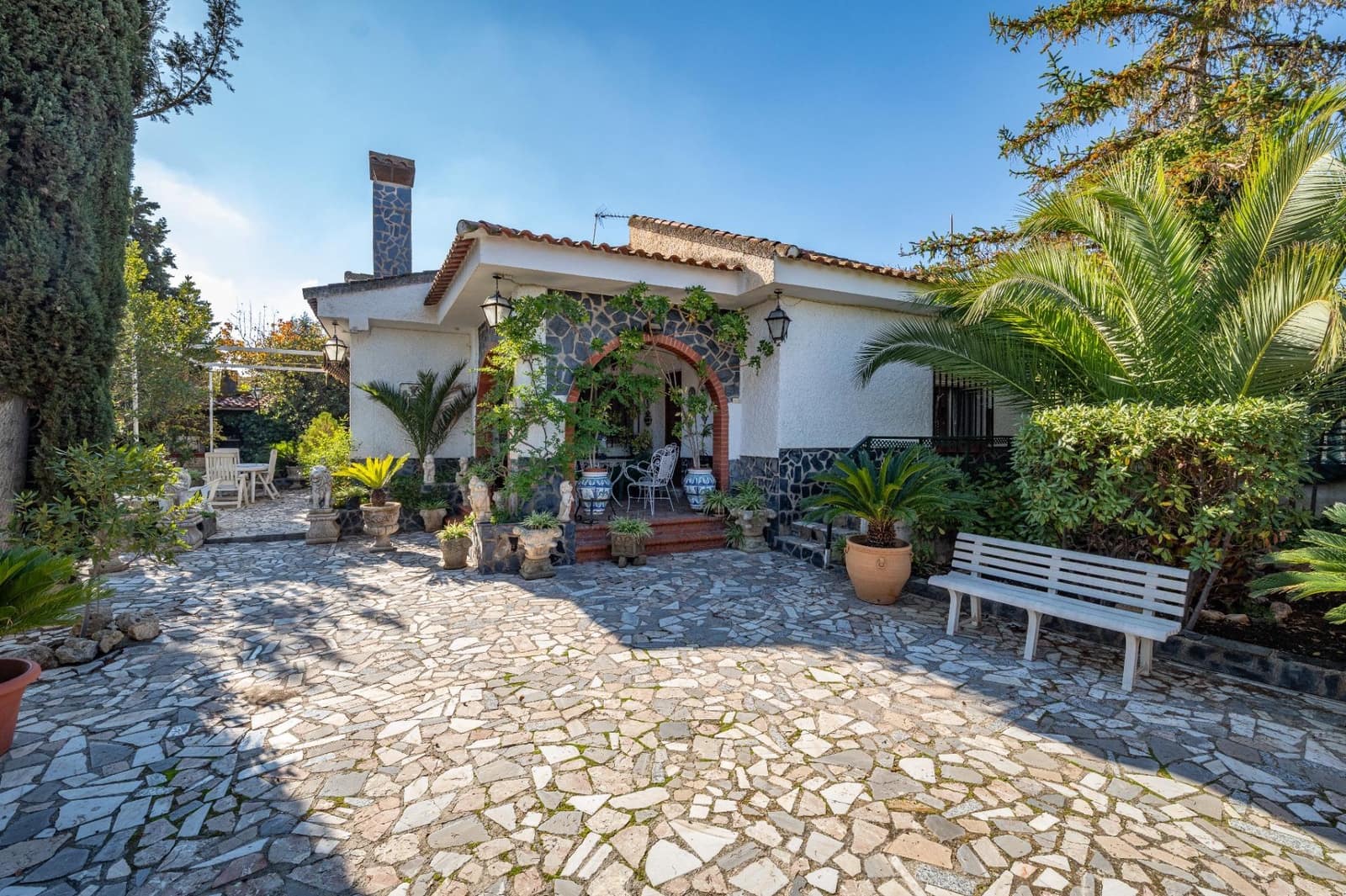 3 sovrum Villa till salu i Otura med pool garage - 325 000 € (Ref: 9797084)