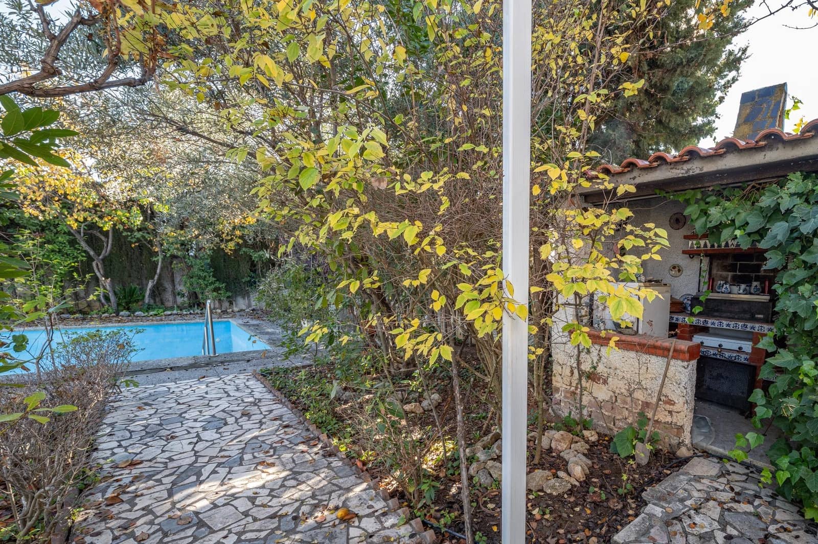 3 sovrum Villa till salu i Otura med pool garage - 325 000 € (Ref: 9797084)