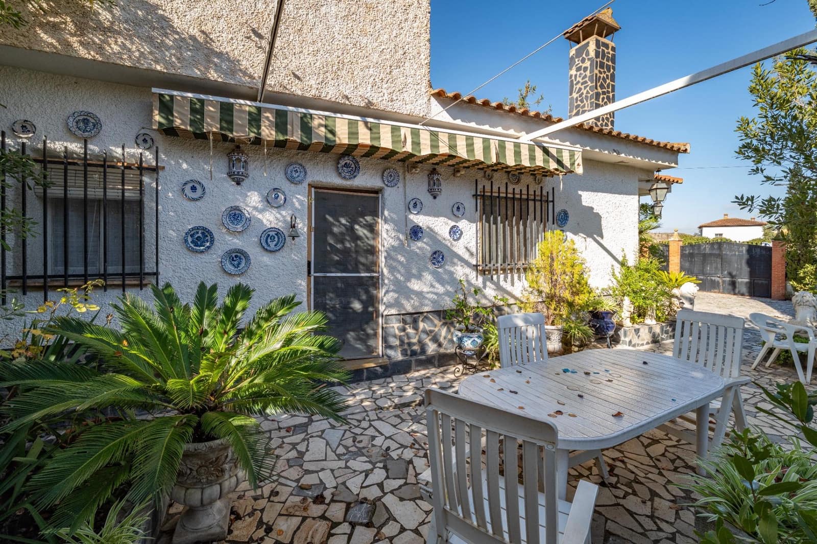 3 sovrum Villa till salu i Otura med pool garage - 325 000 € (Ref: 9797084)