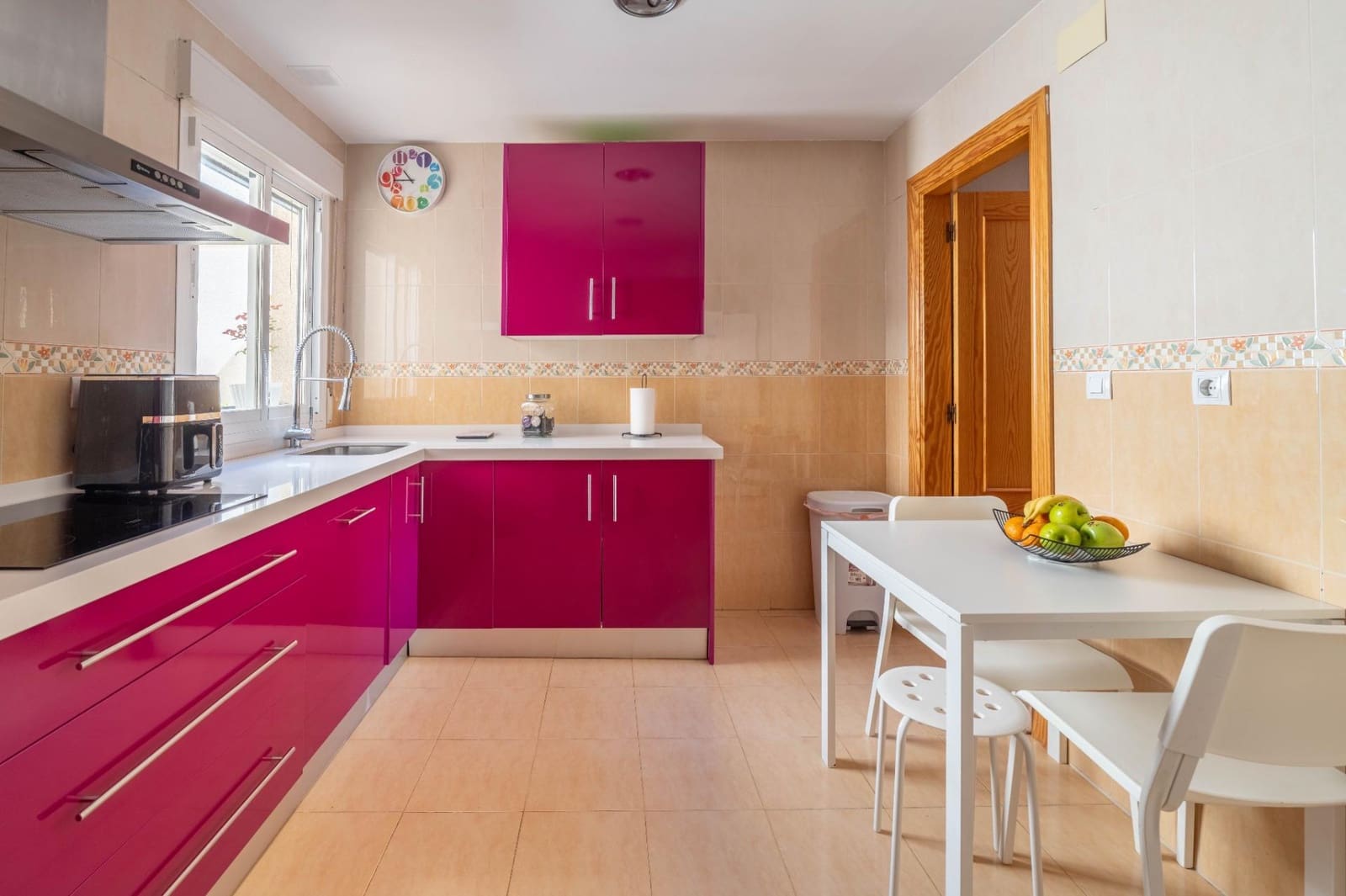 3 sypialnia Mieszkanie na sprzedaż w Ambroz z garażem - 189 900 € (Ref: 9797086)