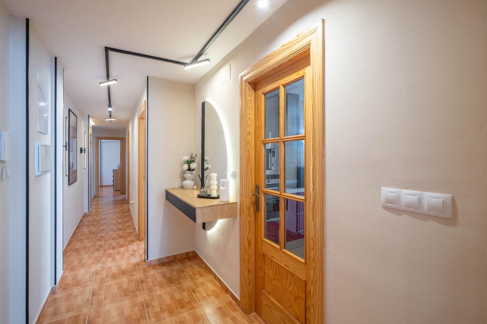 3 sypialnia Mieszkanie na sprzedaż w Ambroz z garażem - 189 900 € (Ref: 9797086)