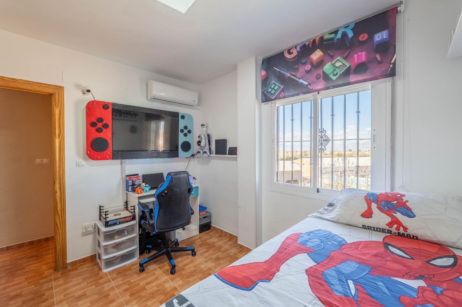 3 sypialnia Mieszkanie na sprzedaż w Ambroz z garażem - 189 900 € (Ref: 9797086)