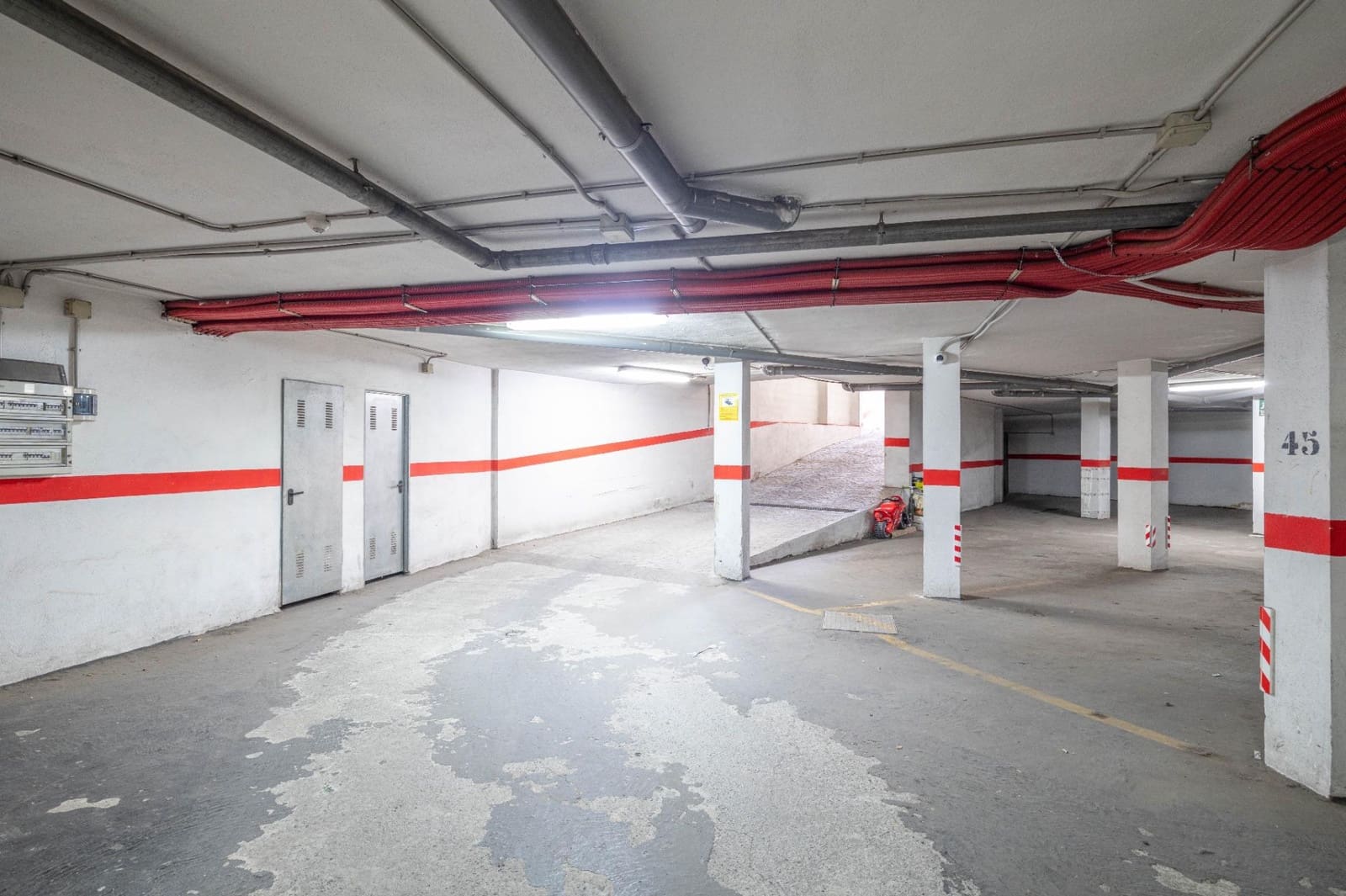 3 sypialnia Mieszkanie na sprzedaż w Ambroz z garażem - 189 900 € (Ref: 9797086)