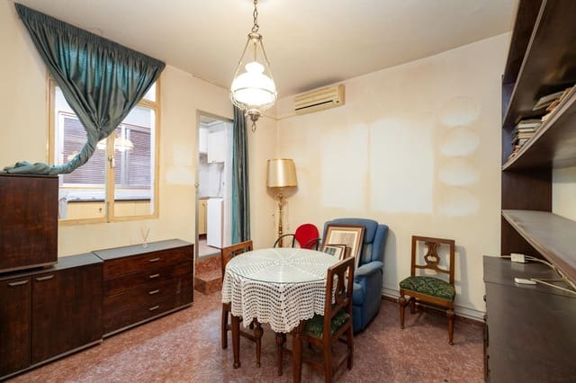 2 slaapkamer Flat te koop in Centro, Granada stad - € 299.500 (Ref: 9804290)