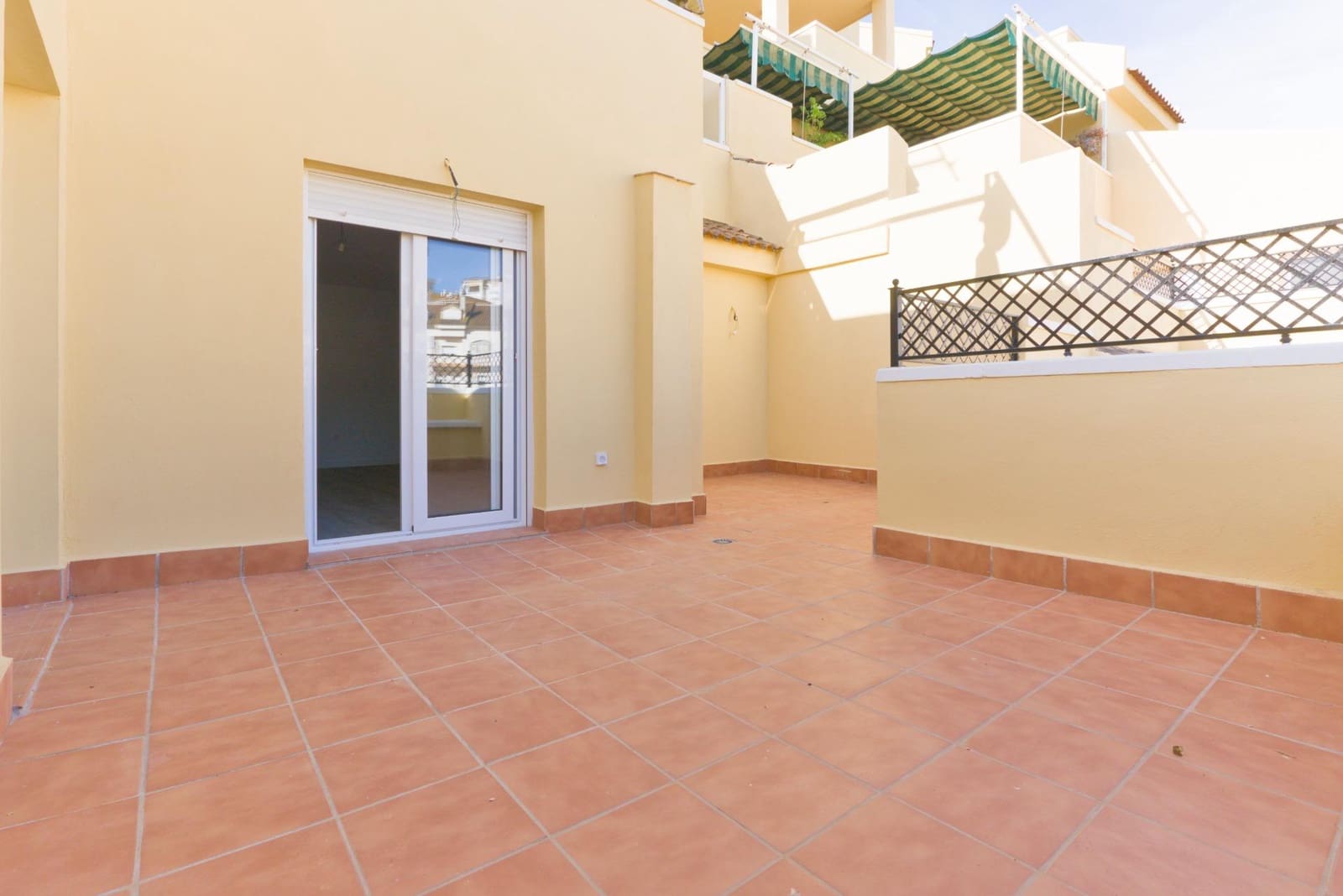 3 Zimmer Wohnung zu verkaufen in Cenes de la Vega - 179.000 € (Ref: 9807953)