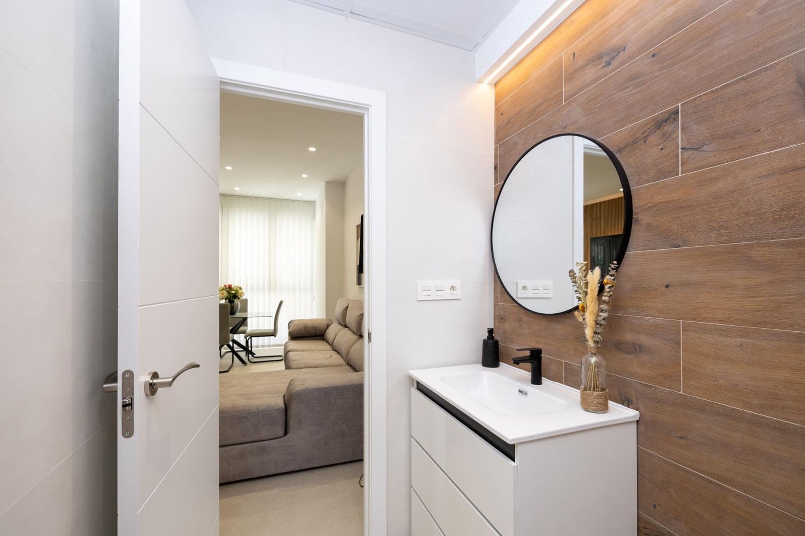 2 Zimmer Wohnung zu verkaufen in Granada Stadt - 185.000 € (Ref: 9811575)