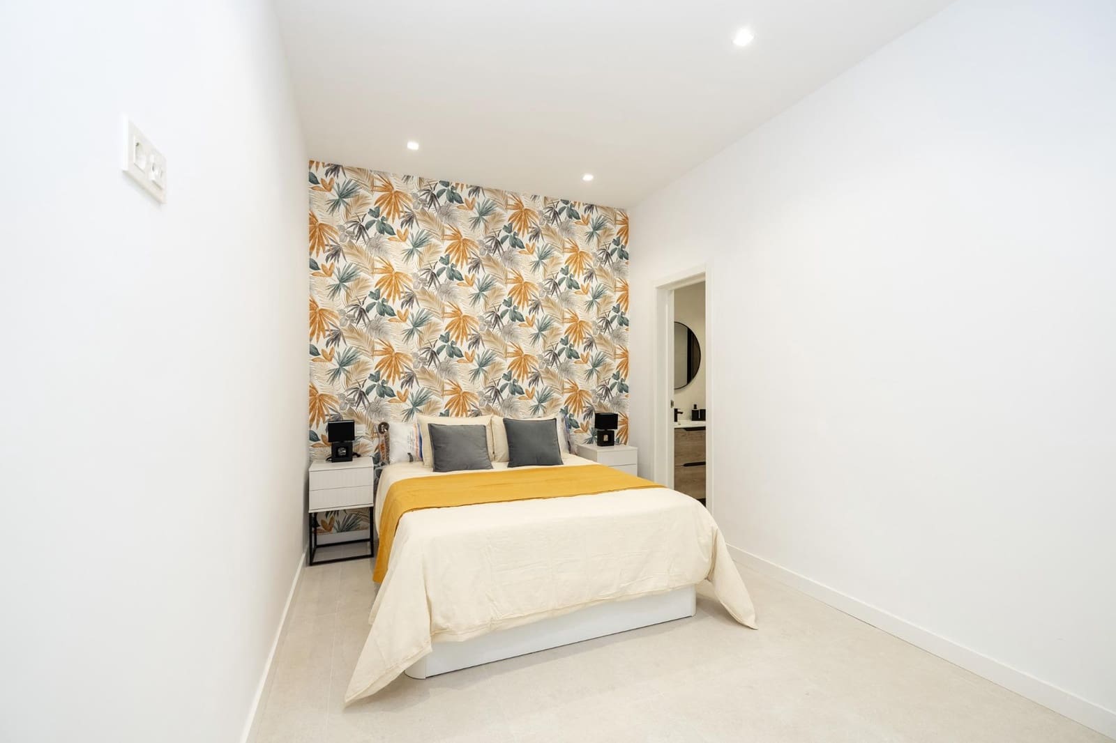 2 Zimmer Wohnung zu verkaufen in Granada Stadt - 185.000 € (Ref: 9811575)