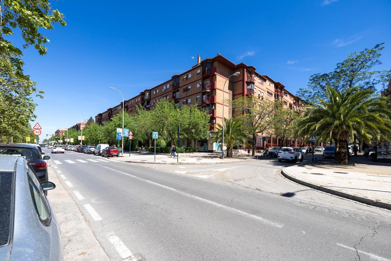 2 Zimmer Wohnung zu verkaufen in Granada Stadt - 185.000 € (Ref: 9811575)