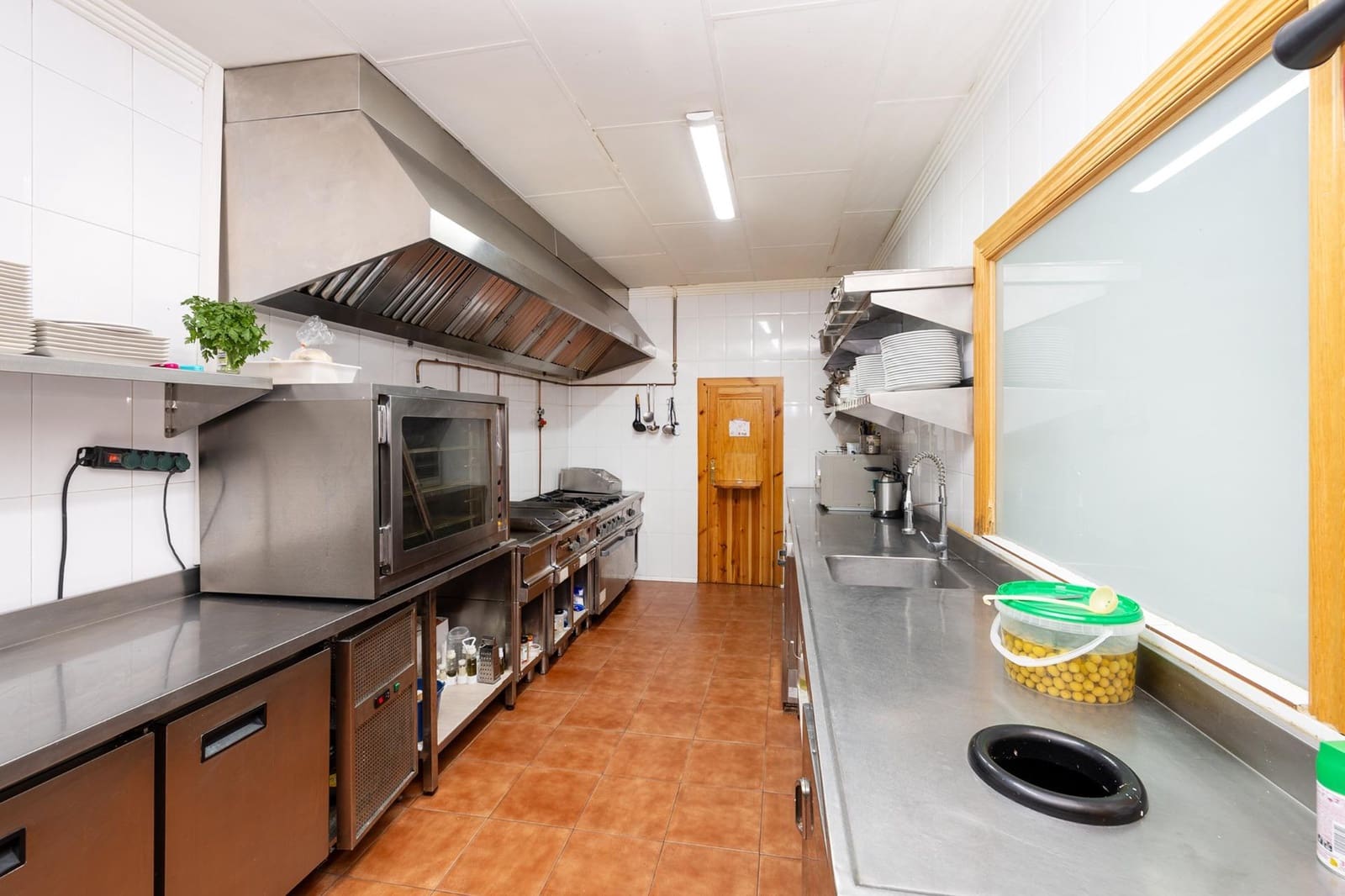 7 makuuhuone Hotelli myytävänä paikassa Alamedilla - 310 000 € (Ref: 9812384)