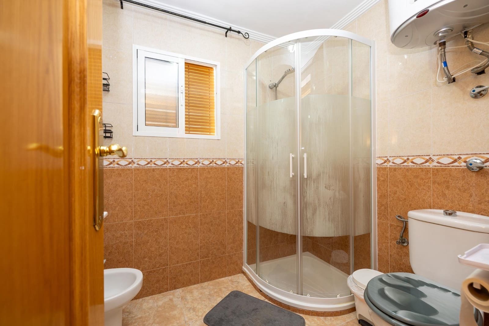 7 makuuhuone Hotelli myytävänä paikassa Alamedilla - 310 000 € (Ref: 9812384)